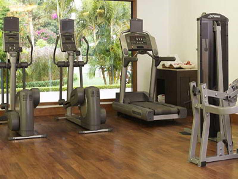 Trident Chennai Hotel Exterior photo The gym at the Taj Bengal
